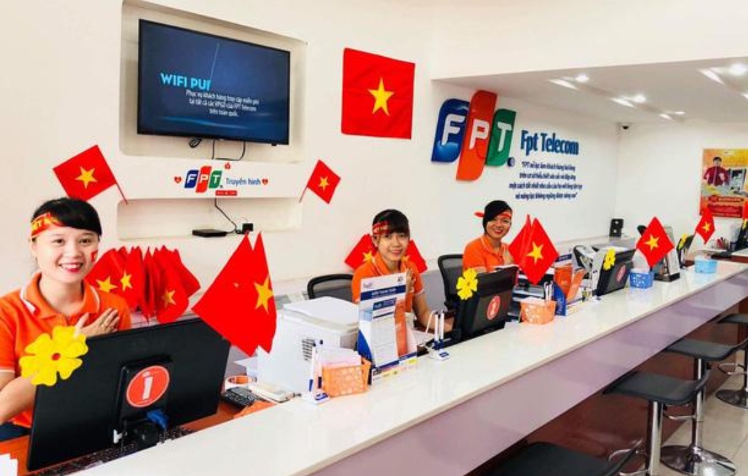 Khuyến mãi lắp đặt mạng FPT Yên Bái tốc độ cao uy tín tại nhà Khuyến mãi lắp đặt mạng FPT Yên Bái tốc độ cao uy tín tại nhà